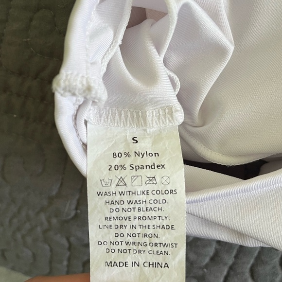 Women's White Padded Sports Bra - Picture 2 of 3